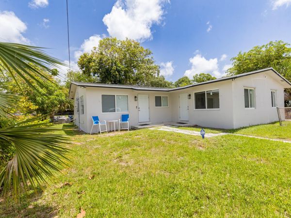 2921 NW 11th Street, West Unit, Fort Lauderdale, FL 33311