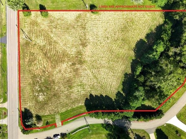 3186 SR-516 , Dover, OH 44622