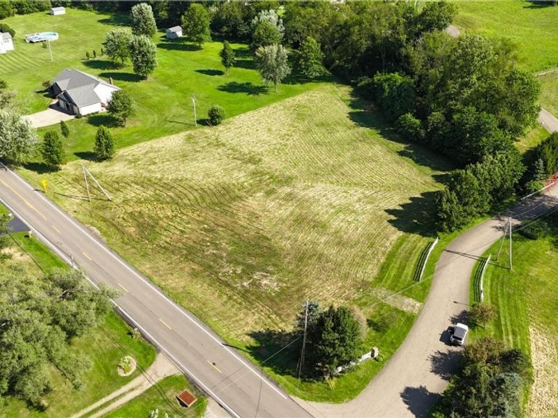 3186 SR-516, Dover, OH 44622 Photo 3