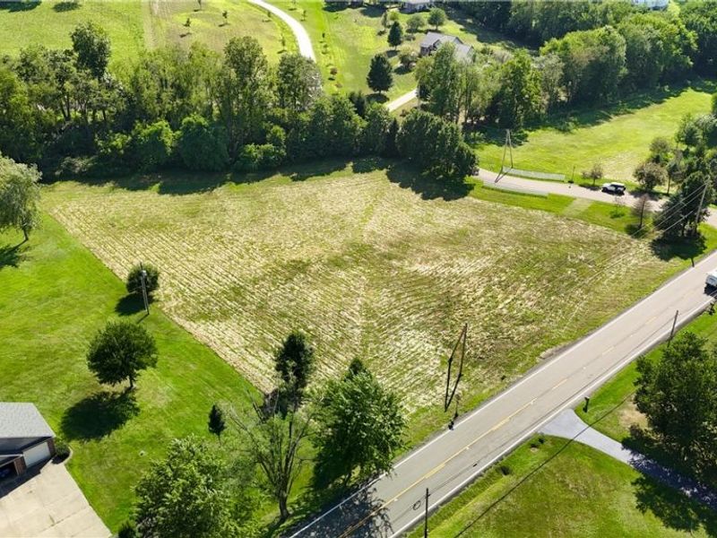 3186 SR-516, Dover, OH 44622 Photo 5