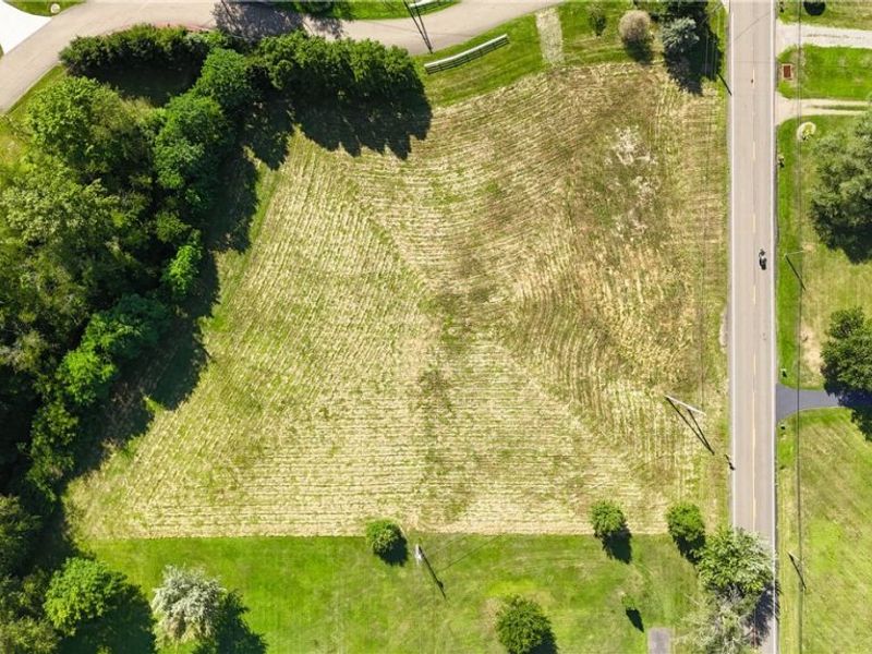 3186 SR-516, Dover, OH 44622 Photo 7