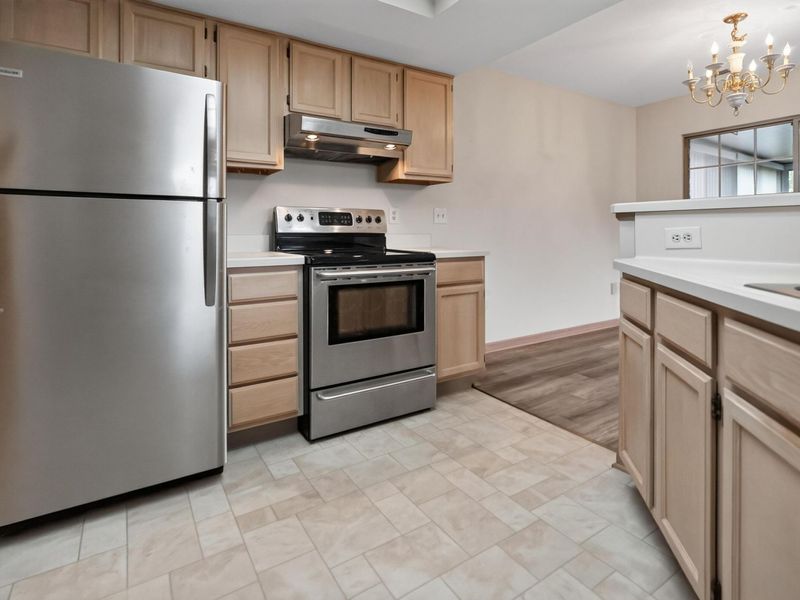 2405 Sportsman Drive, Grove City, OH 43123 Photo 5