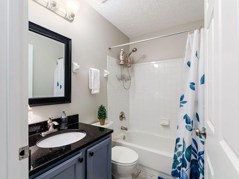 5940 Glen Village Drive, Dublin, OH 43016 Photo 27