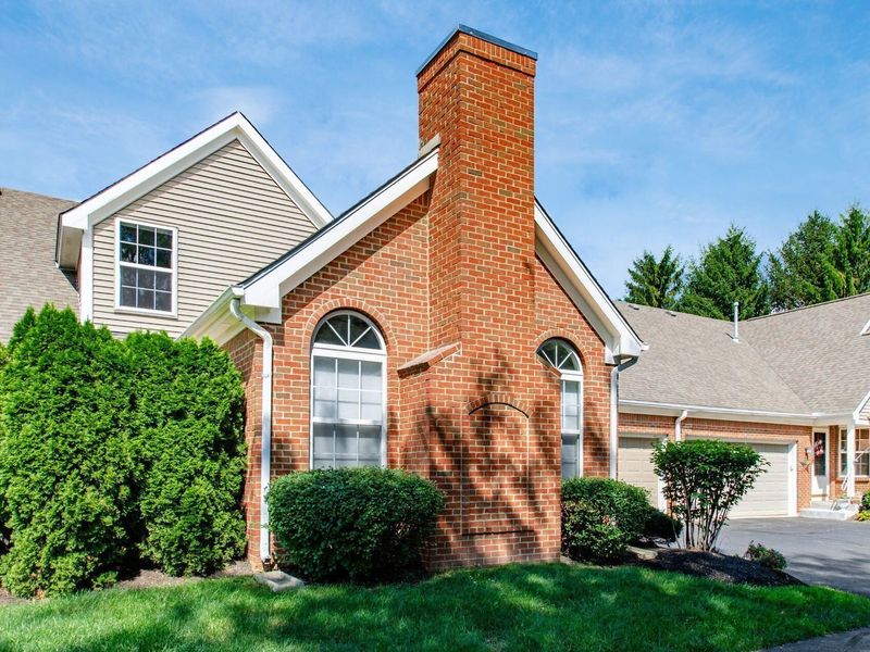 5940 Glen Village Drive, Dublin, OH 43016 Photo 6