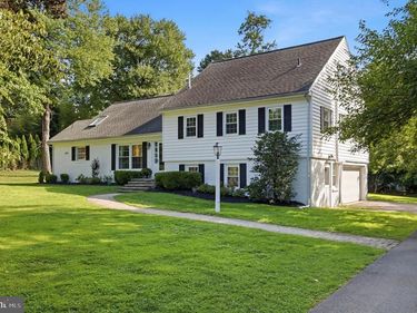 476 SCHOOL HOUSE LANE, DEVON, PA 19333