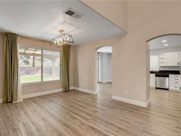 8308 Raphael Court , Las Vegas, NV 89129