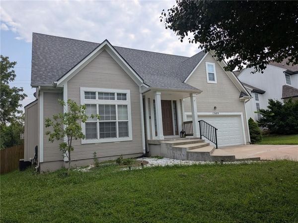 12689 S Belford Street, Olathe, KS 66061