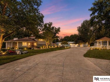 230 E 18th Street, Wahoo, NE 68066