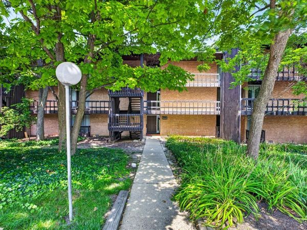 5603 Lakeside Drive , Unit 3C, Lisle, IL 60532