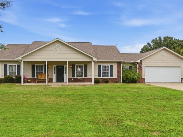 236 W Galen Lane , Vinita, OK 74301