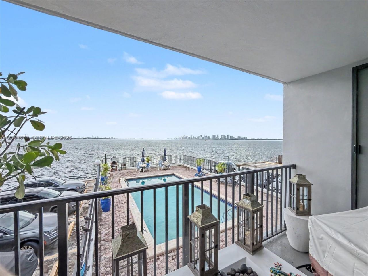 1820 S Treasure Dr, Unit 203D, North Bay Village, FL 33141 Photo