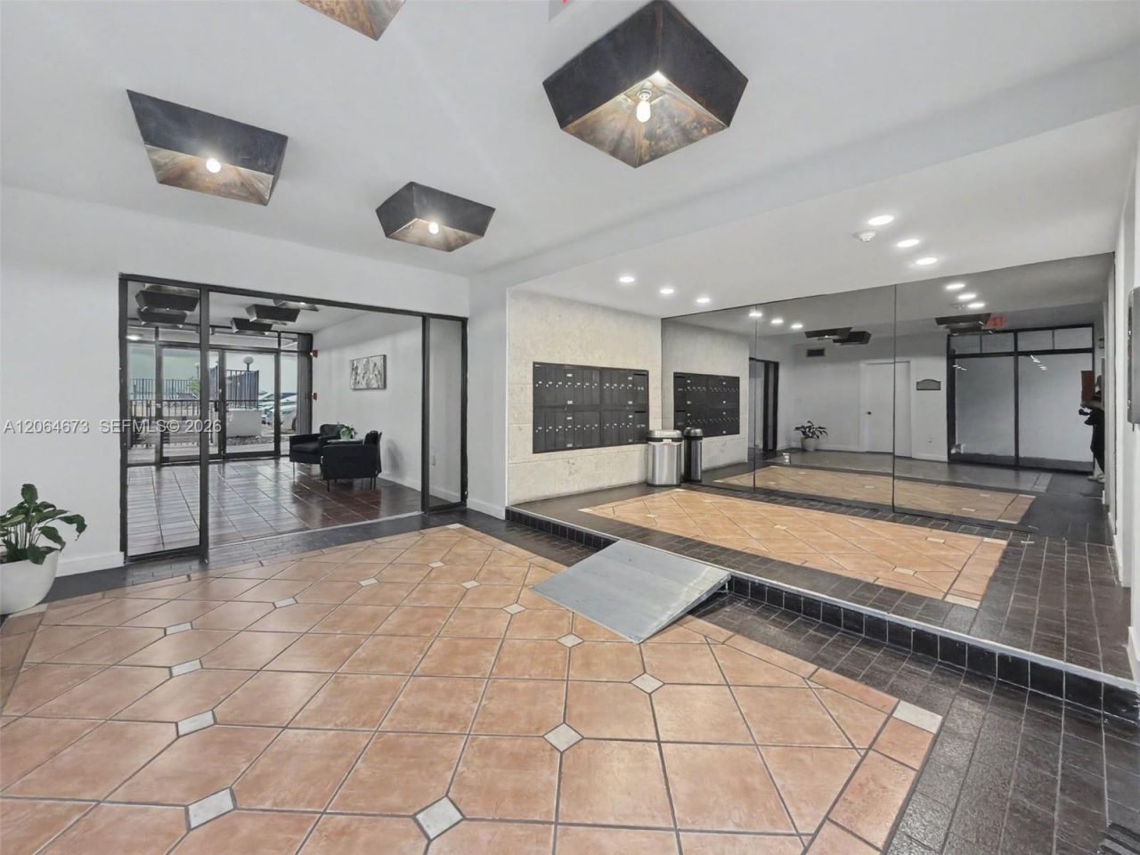 1820 S Treasure Dr, Unit 203D, North Bay Village, FL 33141 Photo