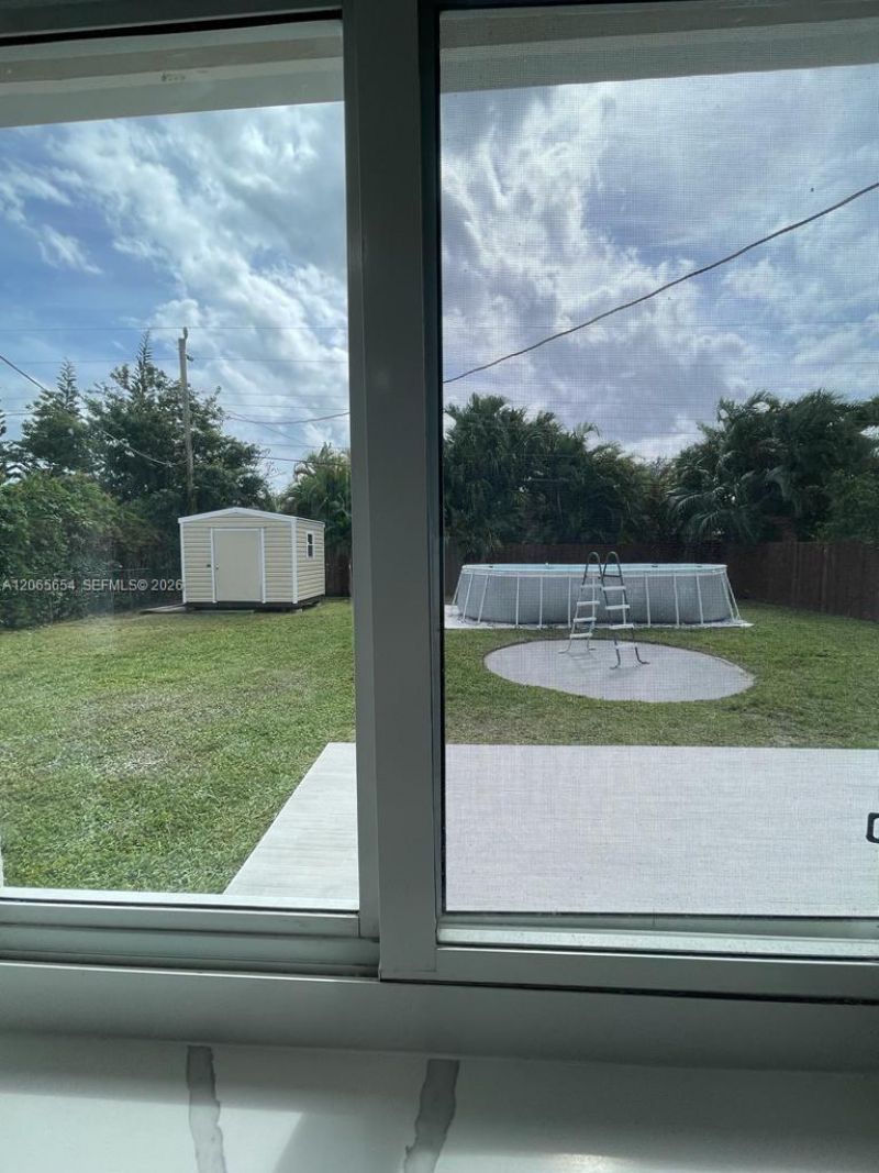 912 NE 5th St, Unit 912, Hallandale Beach, FL 33009 Photo