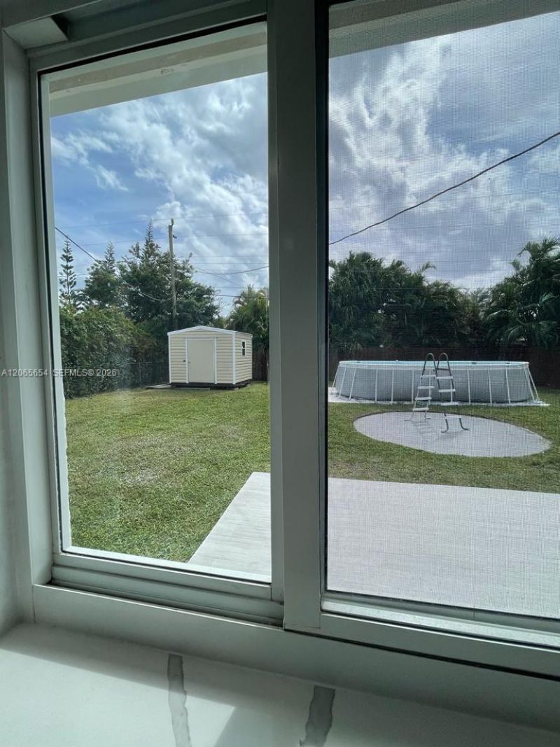 912 NE 5th St, Unit 912, Hallandale Beach, FL 33009 Photo