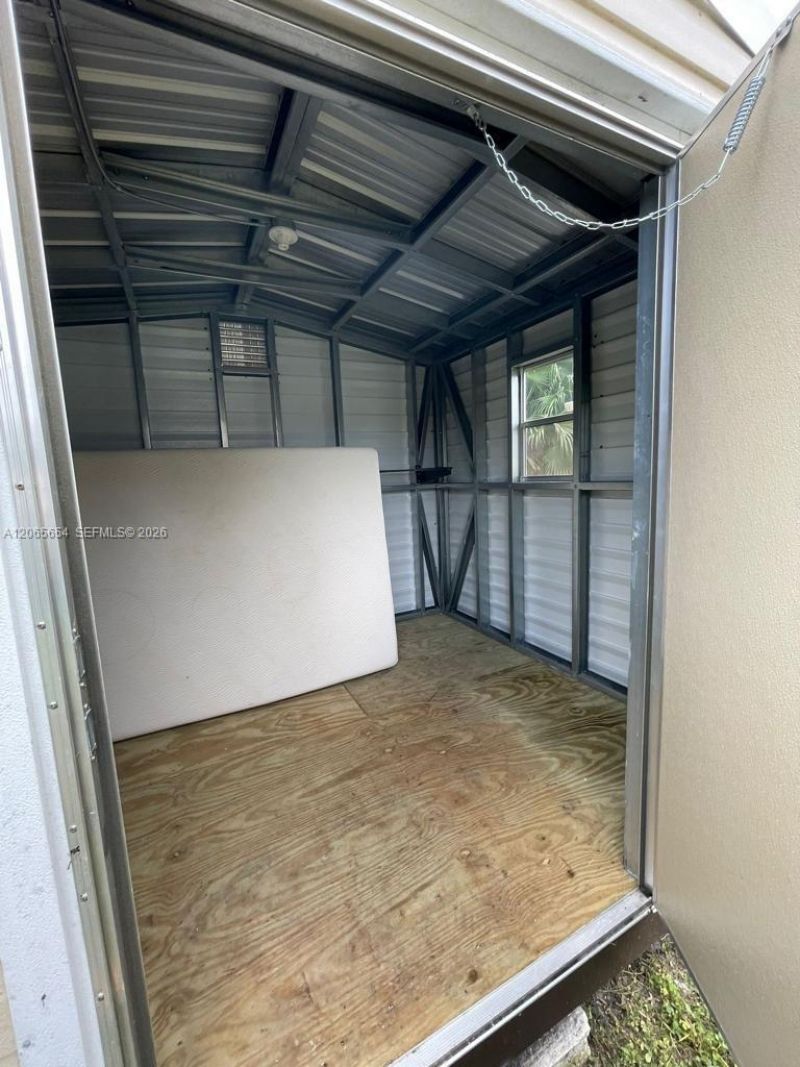 912 NE 5th St, Unit 912, Hallandale Beach, FL 33009 Photo