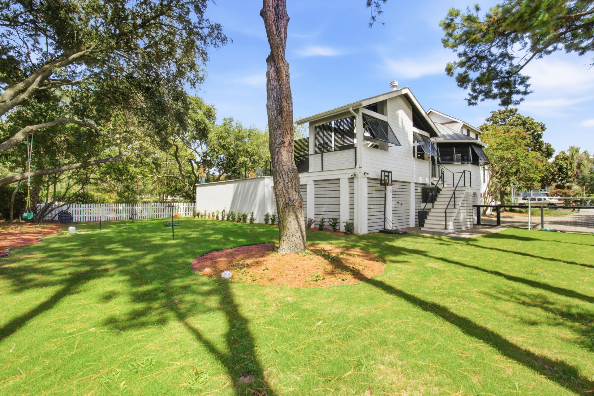 2918 Middle Street Photo 11