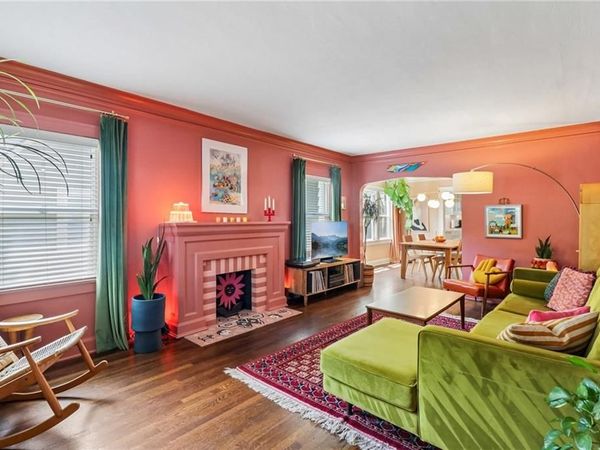 7524 Grand Avenue, Kansas City, MO 64114