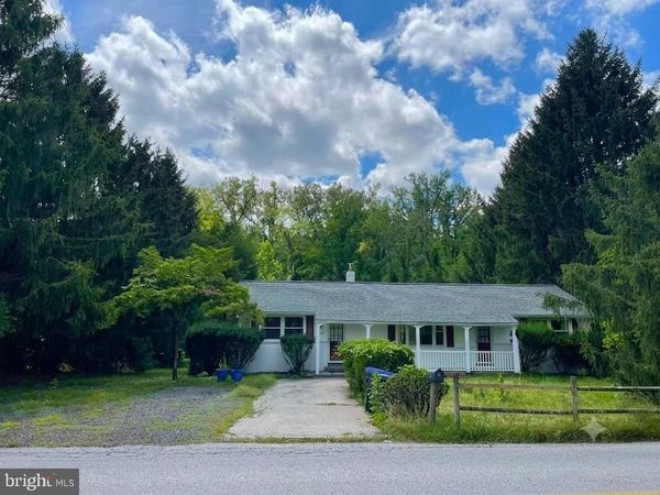 1019 HOWELLVILLE ROAD, BERWYN, PA 19312