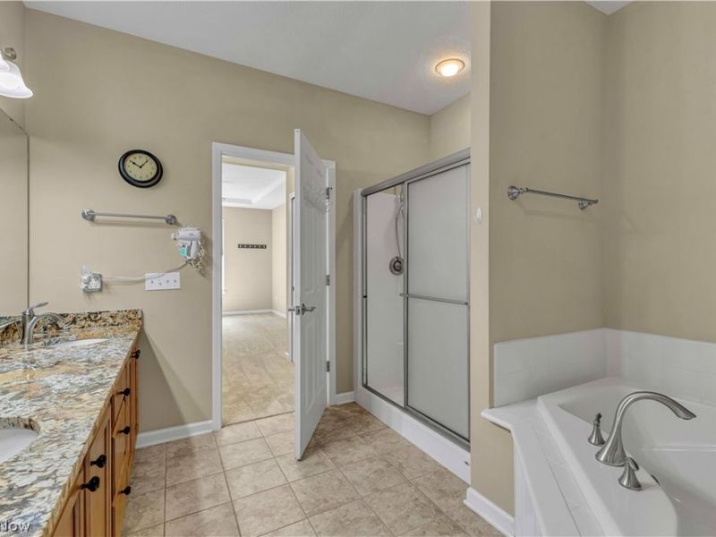574 Hyannis Port Circle, Avon Lake, OH 44012 Photo 21