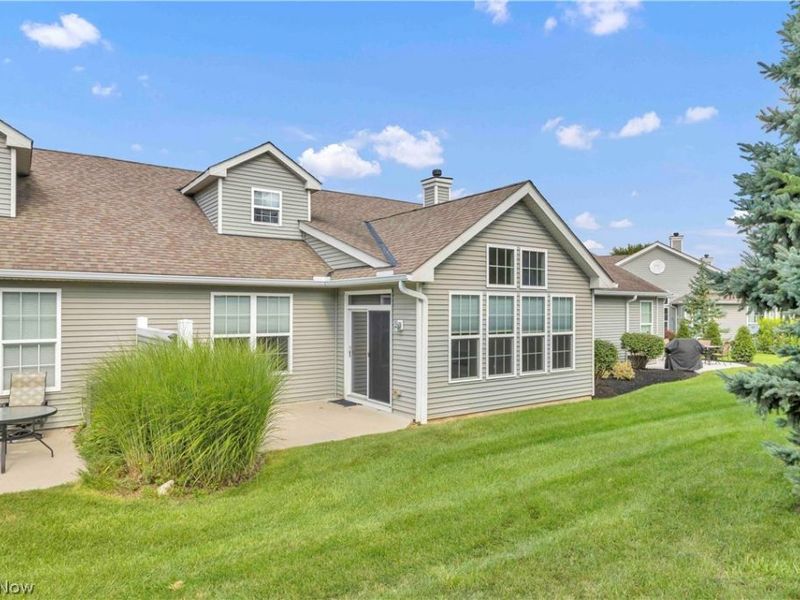 574 Hyannis Port Circle, Avon Lake, OH 44012 Photo 34