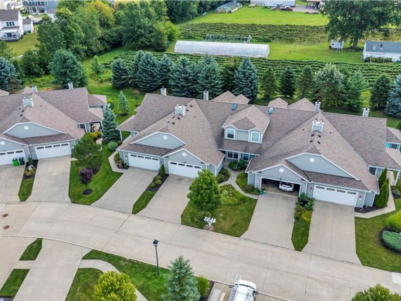 574 Hyannis Port Circle, Avon Lake, OH 44012 Photo 40