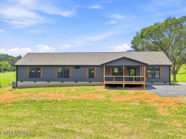 1066 English Mountain Rd, Cosby, TN 37722