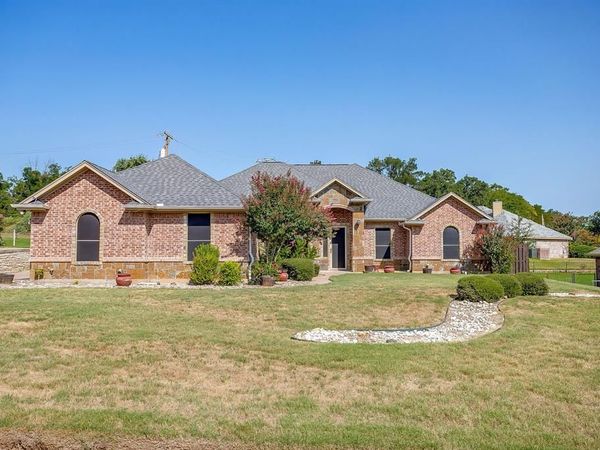 9704 Trinity Court , Granbury, TX 76049