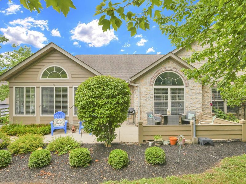 100 Stonegate Drive, Pataskala, OH 43062 Photo 3