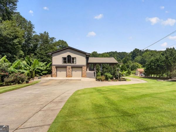 43 Bailey Drive SW, Lilburn, GA 30047