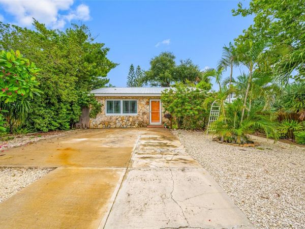 3935 11TH AVENUE N, ST PETERSBURG, FL 33713