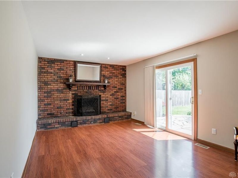 185 Katy Lane, Englewood, OH 45322 Photo 10