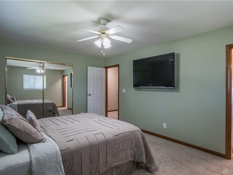 185 Katy Lane, Englewood, OH 45322 Photo 17
