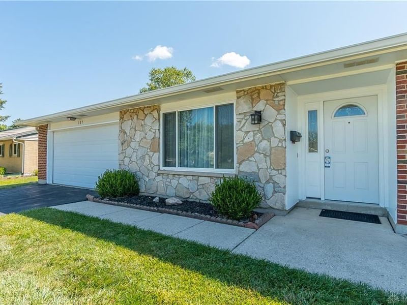 185 Katy Lane, Englewood, OH 45322 Photo 3