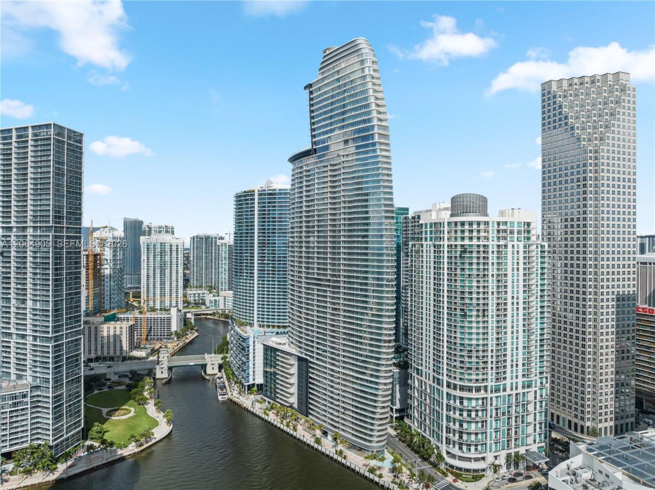 300 Biscayne Blvd Way , Unit 3507, Miami, FL 33131 Photo