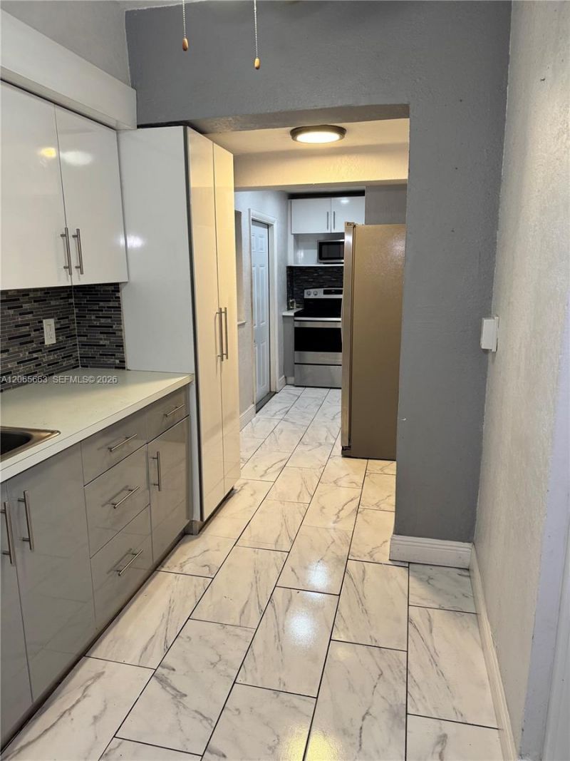 350 NW 58th Ave , Miami, FL 33126 Photo