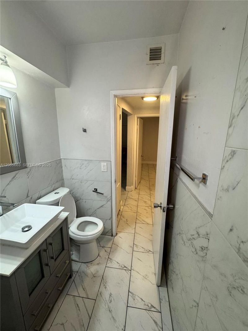 350 NW 58th Ave , Miami, FL 33126 Photo