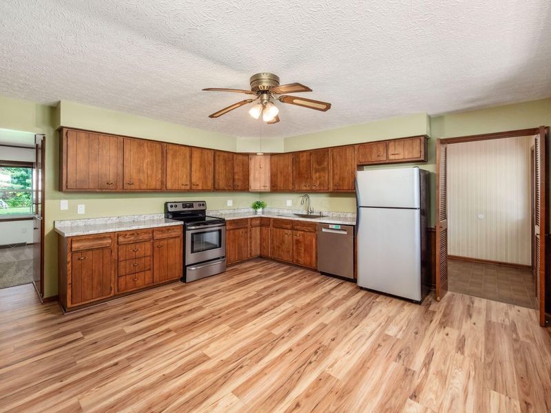 1748 Alpine Drive, Columbus, OH 43229 Photo 15