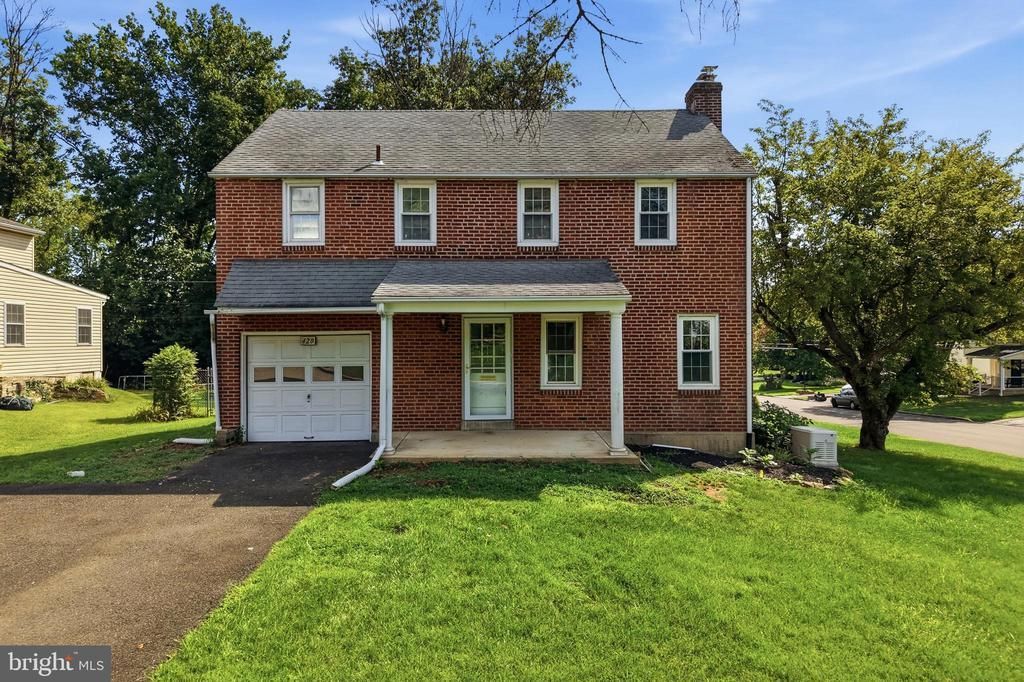 420 KINGSTON ROAD , ORELAND, PA 19075