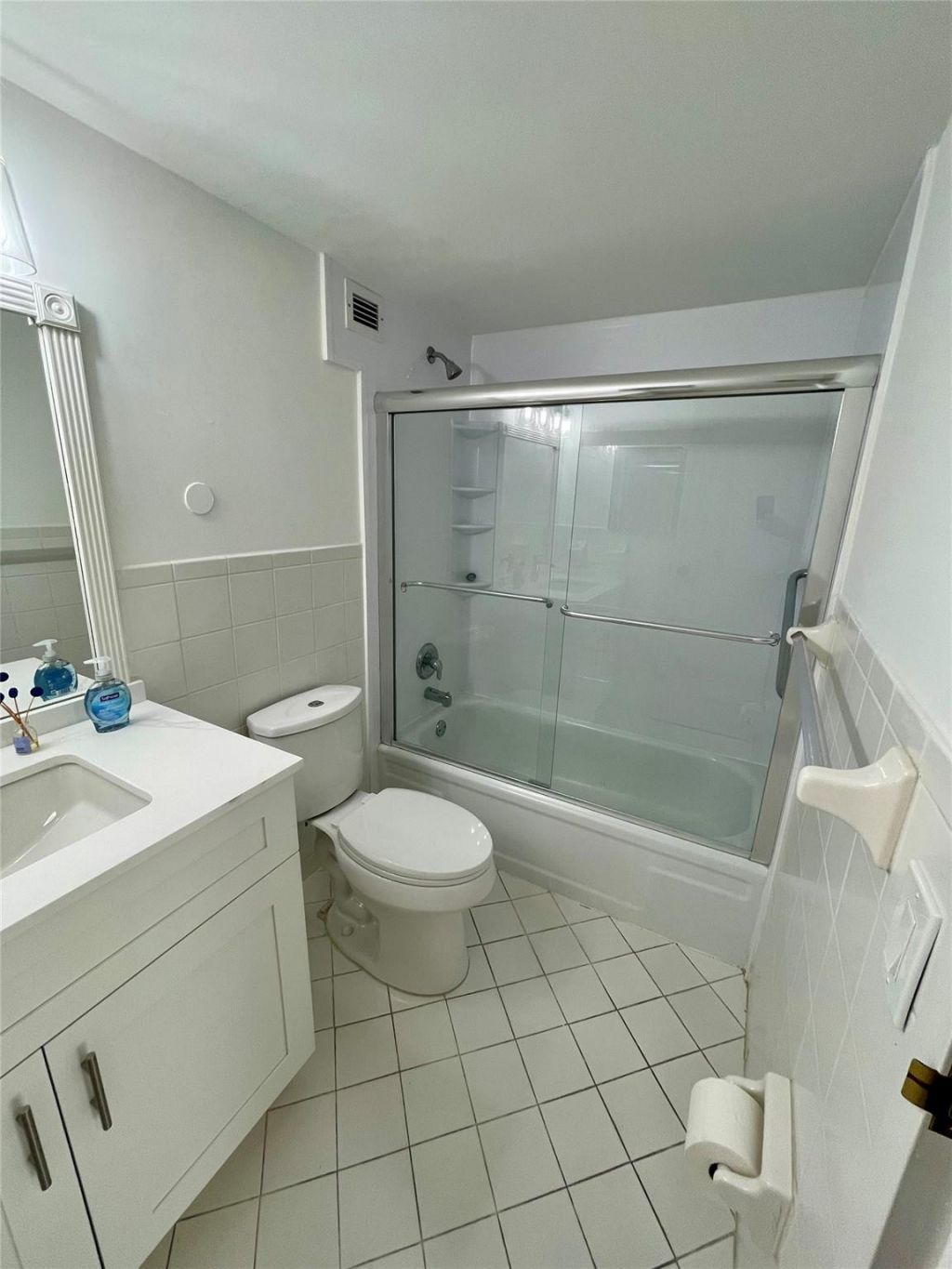 801 Three Islands Boulevard, Unit 214, Hallandale Beach, FL 33009 Photo