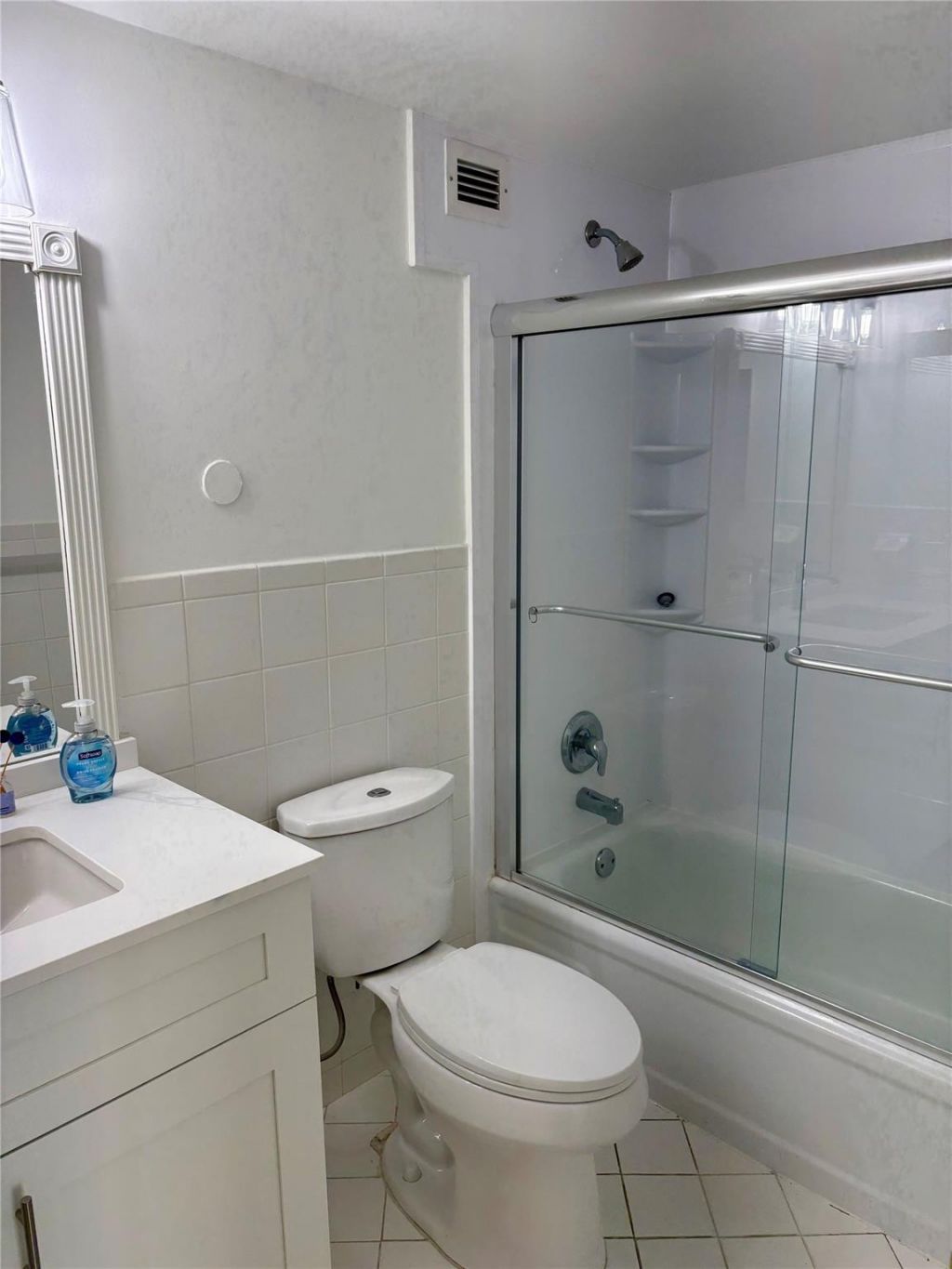 801 Three Islands Boulevard, Unit 214, Hallandale Beach, FL 33009 Photo