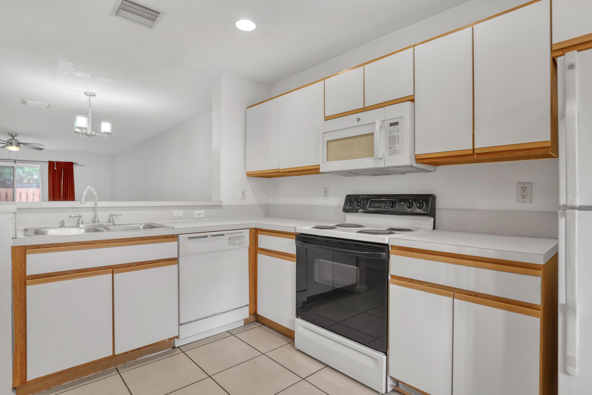 1970 Lakeview Drive W, Royal Palm Beach, FL 33411 Photo
