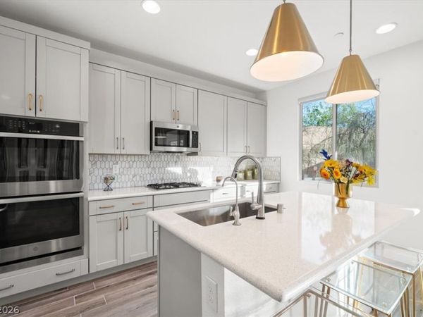 8801 Highland Skye Drive, Las Vegas, NV 89166