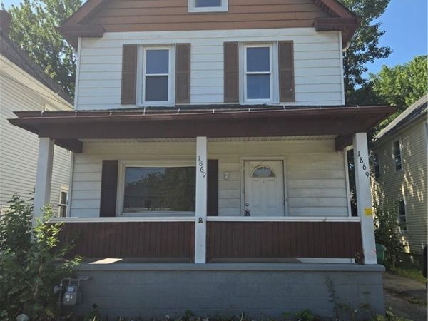 1869 Cleveland Avenue , Niagara Falls, NY 14305
