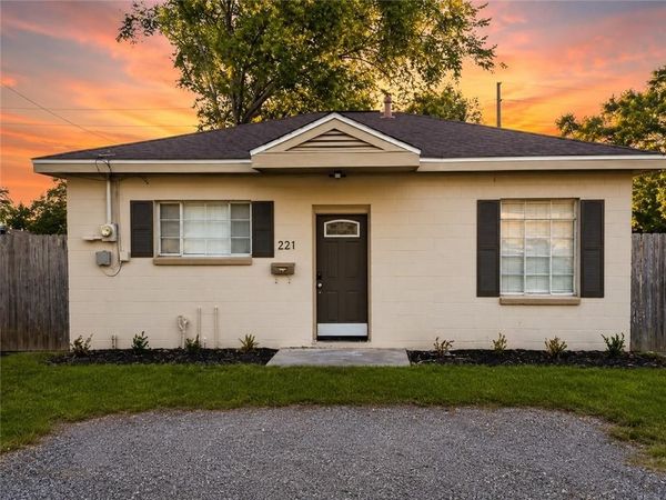 221 SAINT CHARLES Street , Norco, LA 70079