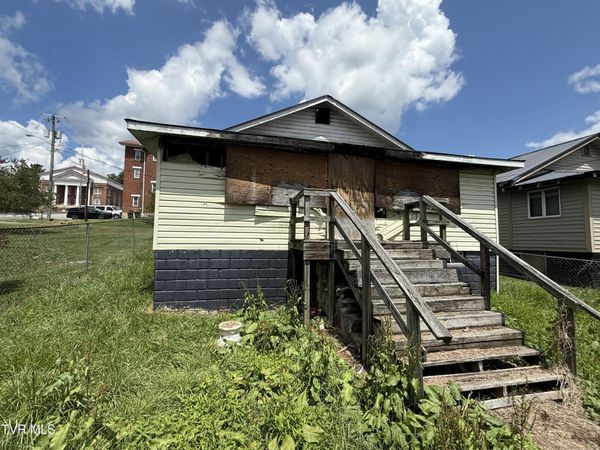 358 Doris Avenue, Pennington Gap, VA 24277