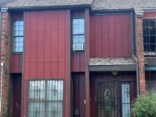 1007 CHIMNEY WOOD Lane , New Orleans, LA 70126