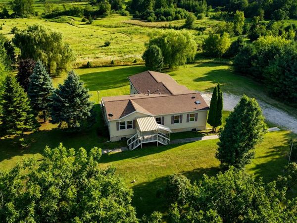 W6997 Gale Drive, Endeavor, WI 53930