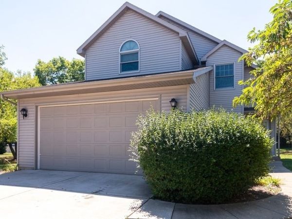 106 E Fox Road , Yorkville, IL 60560
