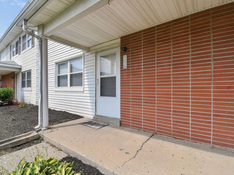 156 Buckeye Circle, Columbus, OH 43217 Photo 4