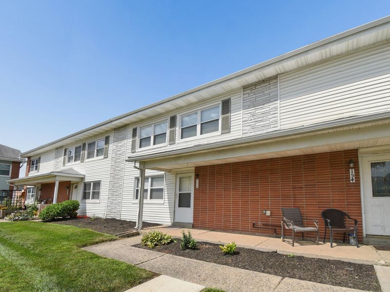 156 Buckeye Circle, Columbus, OH 43217 Photo 5